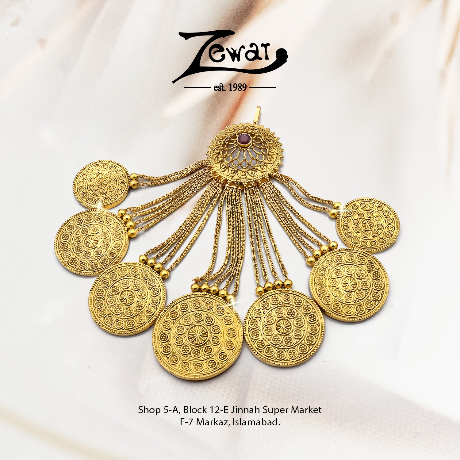 Gold Bindiya Design 001