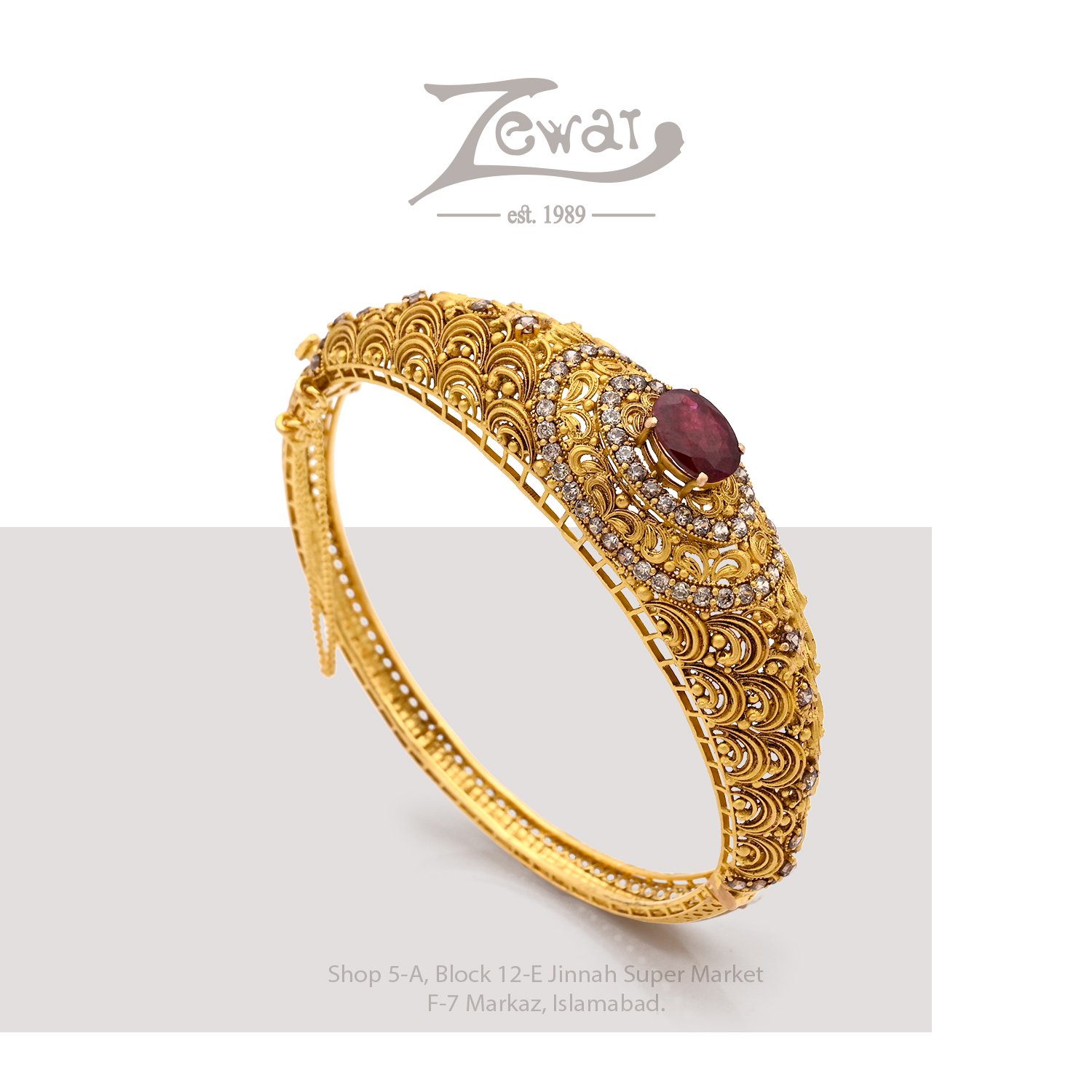 Gold Bracelet Design 060