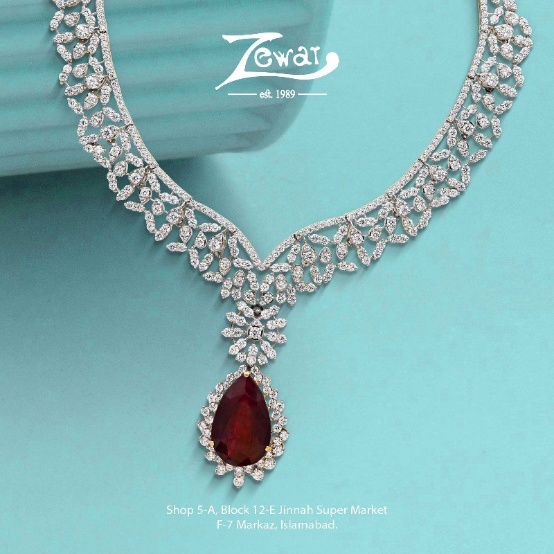 Gold Necklaces Design 061