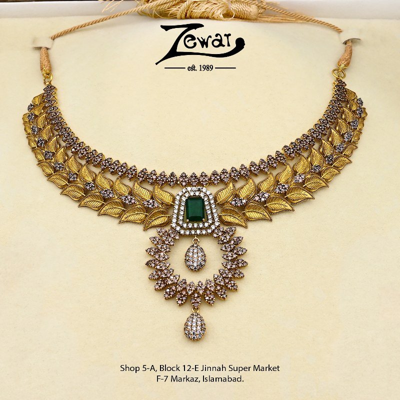 Gold Necklaces Design 062